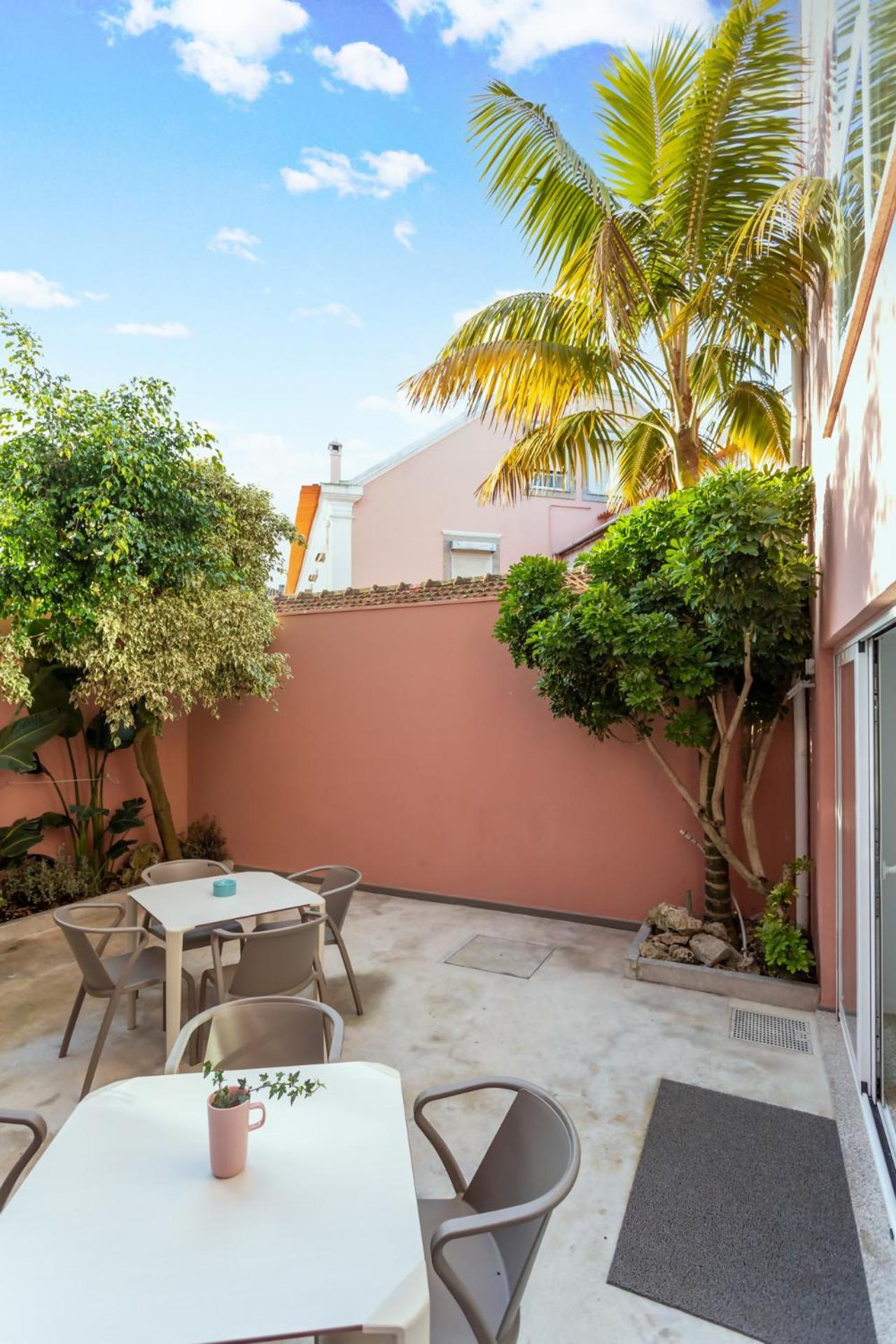Besmart Residence Aveiro Exterior photo